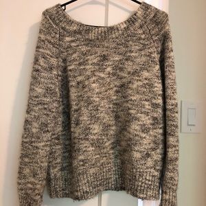 Knitted pullover